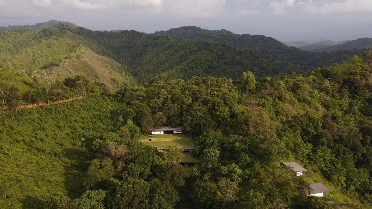 Santani Wellness Kandy Exteriör bild